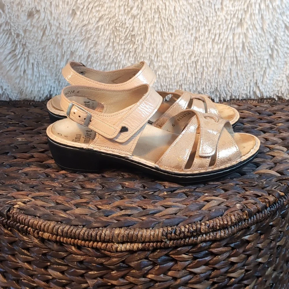 FINN COMFORT Gold Shimmer Slingback Sandals Comfort Shoes SZ 9 - Picture 3 of 12